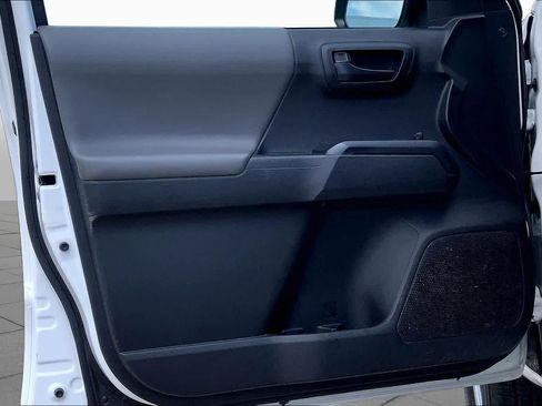 Used 2023 Toyota Tacoma SR RWD image 18
