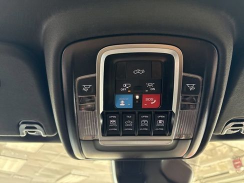 New 2026 RAM 1500 Laramie AWD/4WD image 48
