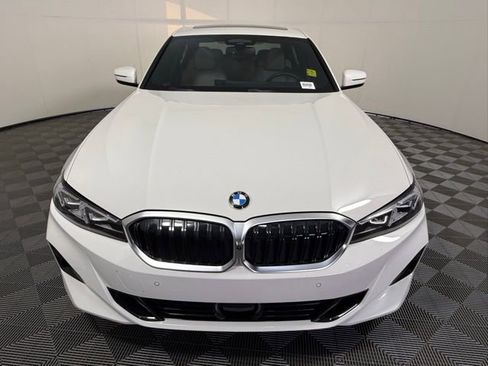 Used 2023 BMW 330i Sedan w/ Premium Package image 11