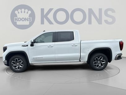 New 2026 GMC Sierra 1500 SLE w/ Preferred Package