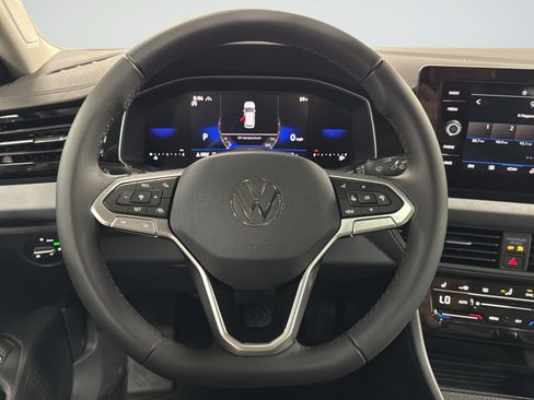 New 2026 Volkswagen Jetta SE FWD image 35