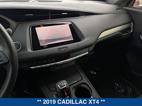 Used 2019 Cadillac XT4 Premium Luxury FWD image 31