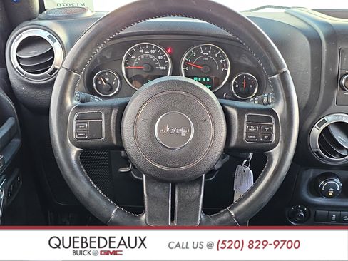 Used 2015 Jeep Wrangler Unlimited Sahara w/ Max Tow Package AWD/4WD image 13