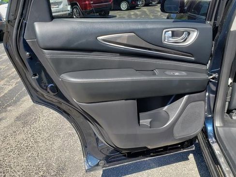 Used 2019 INFINITI QX60 Luxe w/ Essential Package AWD/4WD image 16