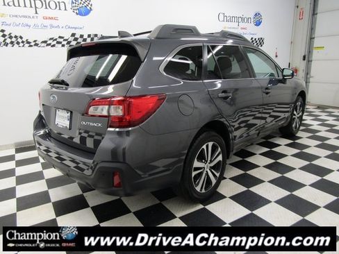 Used 2019 Subaru Outback 2.5i Limited image 13