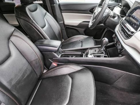 Used 2024 Jeep Compass Limited image 15