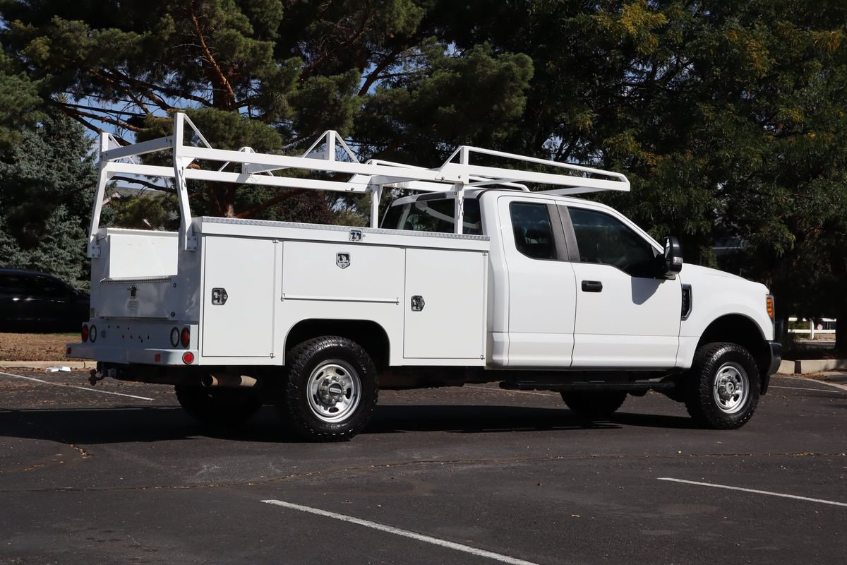Used 2017 Ford F350 XL AWD/4WD image 5