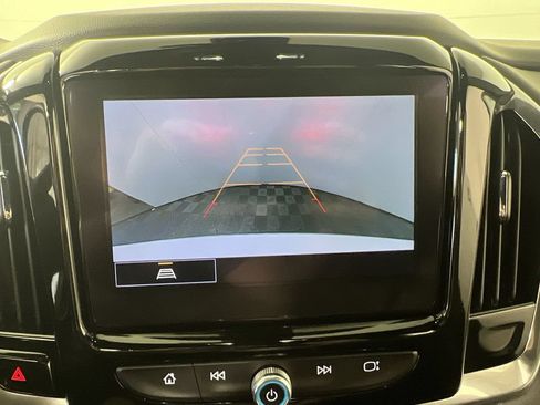 Certified 2023 Chevrolet Traverse LT AWD/4WD image 15