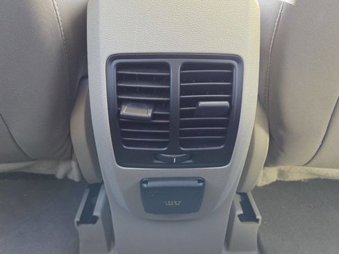 Used 2014 Ford Escape SE w/ Equipment Group 201A image 38