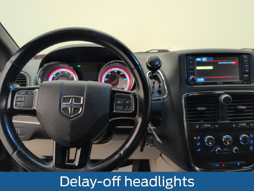 Used 2017 Dodge Grand Caravan SXT FWD image 22