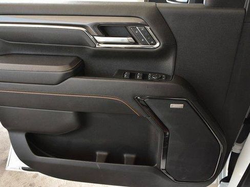 Used 2024 GMC Sierra 2500 AT4 AWD/4WD image 28