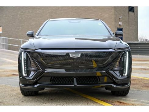 New 2026 Cadillac Lyriq V image 3