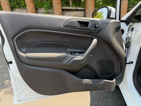 Used 2019 Ford Fiesta SE w/ Equipment Group 201A FWD image 24