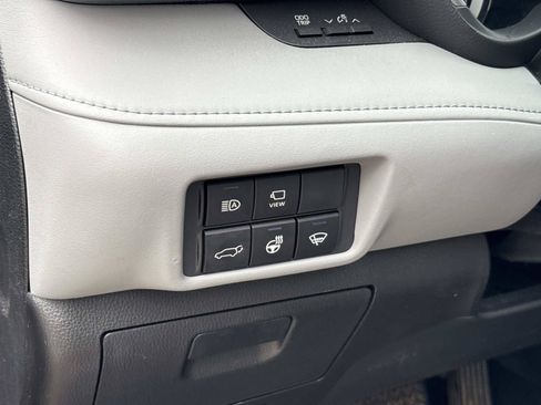 Used 2021 Toyota Highlander Limited AWD/4WD image 13