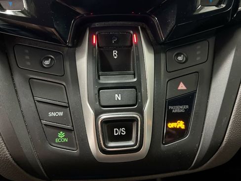 Used 2018 Honda Odyssey EX image 17