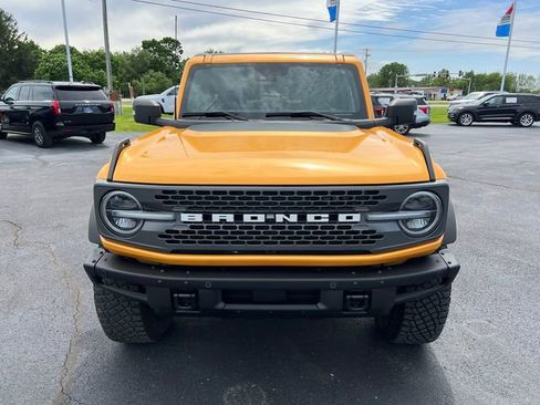 Certified 2022 Ford Bronco Badlands w/ Sasquatch Package AWD/4WD image 2