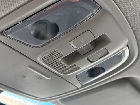 Used 2022 Kia Niro EX Premium image 23