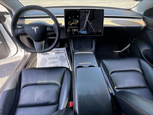 Used 2021 Tesla Model 3 Standard Range Plus RWD image 21