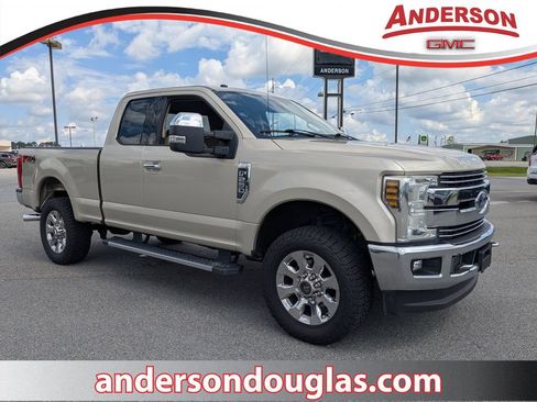 Used 2018 Ford F250 Lariat w/ Chrome Package AWD/4WD image 1
