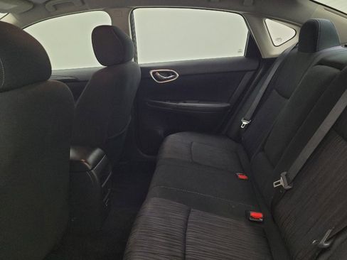 Used 2019 Nissan Sentra SV FWD image 18