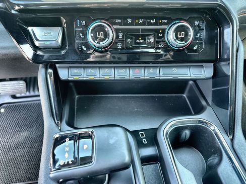 Certified 2023 GMC Sierra 1500 AT4 w/ AT4 Premium Package AWD/4WD image 35