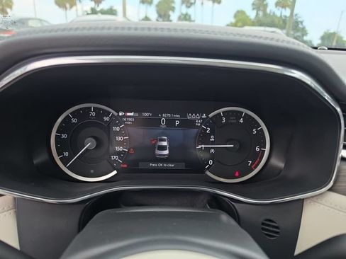 Used 2022 Jaguar XF S RWD image 21