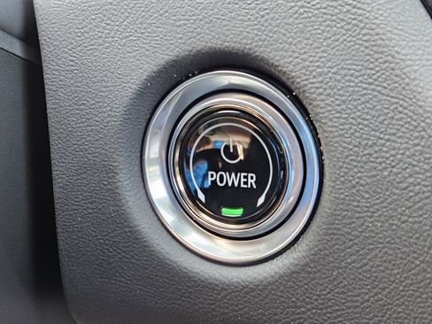 New 2025 Cadillac Lyriq Sport image 31