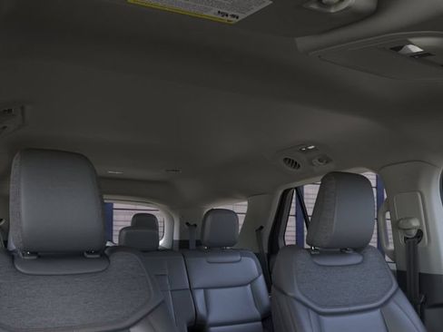 New 2026 Ford Explorer Active RWD image 22