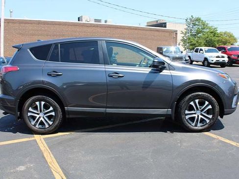 Used 2018 Toyota RAV4 LE w/ All Weather Liner Package AWD/4WD image 5