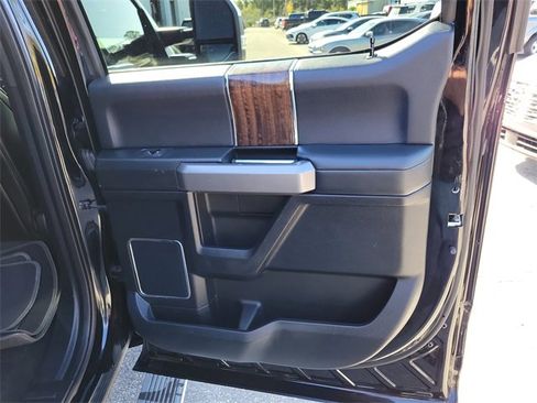 Used 2017 Ford F350 Platinum w/ Platinum Ultimate Package image 30