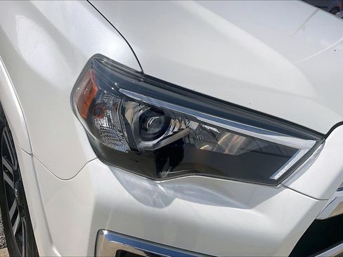 Used 2023 Toyota 4Runner Limited AWD/4WD image 33