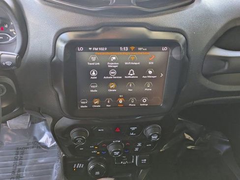 Used 2023 Jeep Renegade Latitude image 18