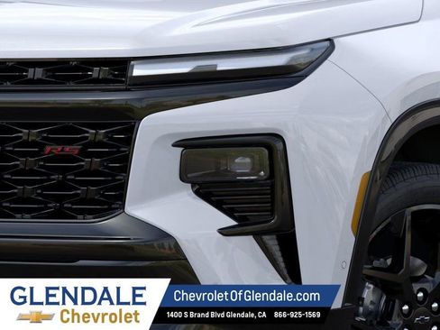 New 2026 Chevrolet Traverse RS w/ LPO, Floor Liner Package image 10