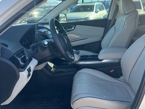 Used 2025 Acura RDX SH-AWD w/ Advance Package image 24