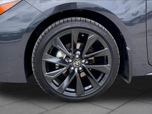 Used 2026 Toyota Corolla SE w/ SE Premium Package FWD image 11