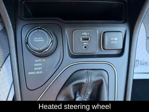 Used 2021 Jeep Cherokee Latitude Lux w/ Comfort/Convenience Group image 22