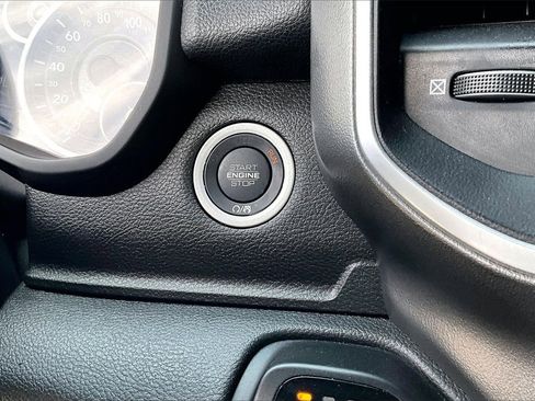 Used 2023 RAM 1500 Big Horn image 26