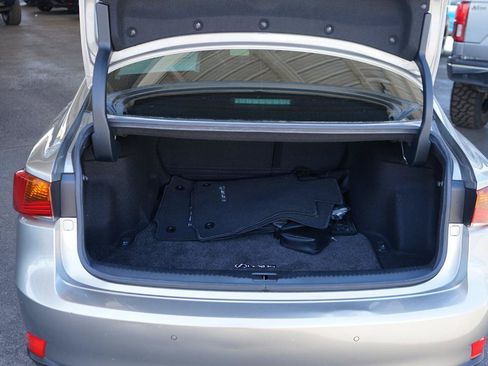 Used 2018 Lexus IS 300 F Sport RWD image 26