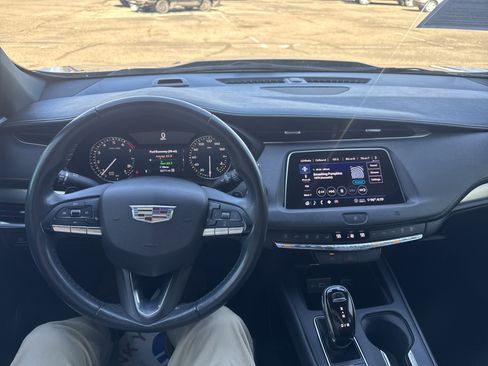 Used 2020 Cadillac XT4 Premium Luxury AWD/4WD image 30