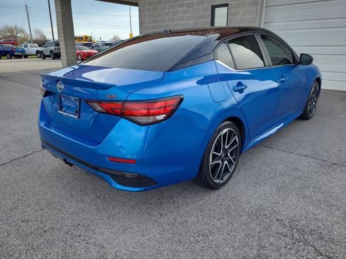 Used 2024 Nissan Sentra SR w/ SR Premium Package image 3
