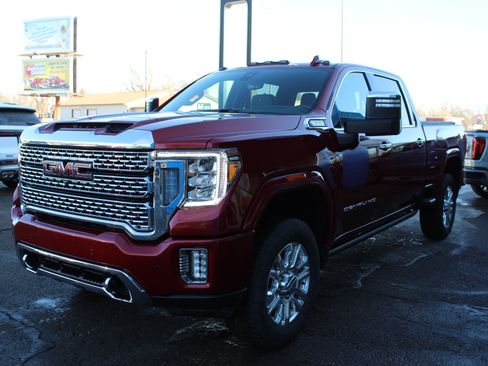 Used 2023 GMC Sierra 2500 Denali w/ Denali Ultimate Package image 8