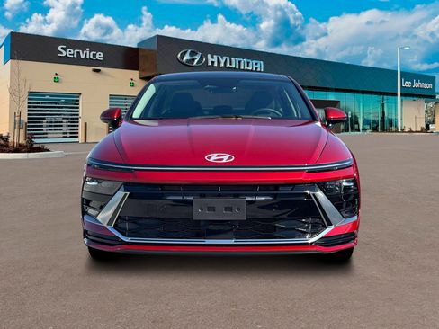 New 2025 Hyundai Sonata SEL FWD image 12