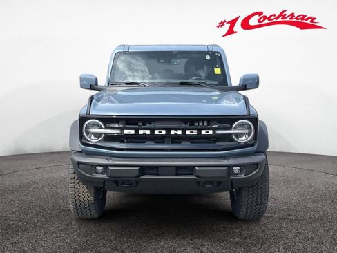 New 2025 Ford Bronco Outer Banks w/ Sasquatch Package AWD/4WD image 11