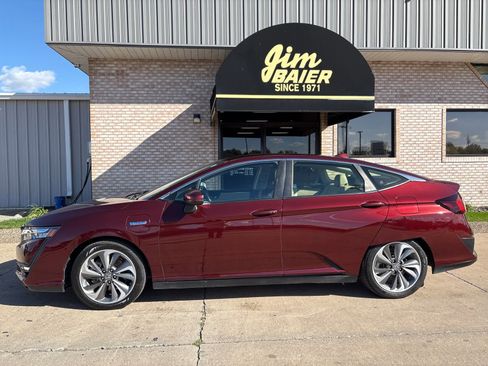Used 2018 Honda Clarity Touring image 2