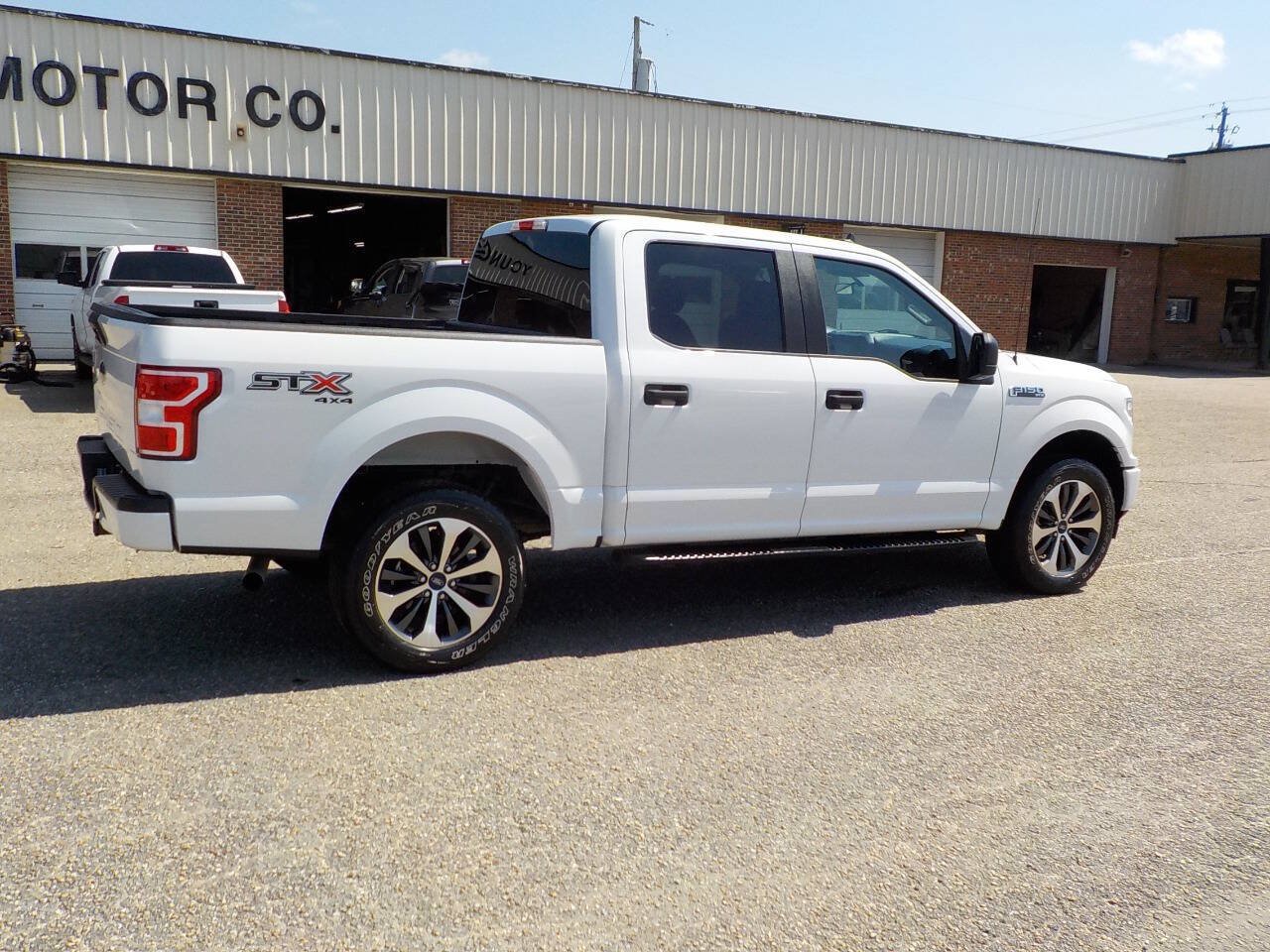 Used 2020 Ford F150 XL w/ Equipment Group 101A Mid AWD/4WD image 6