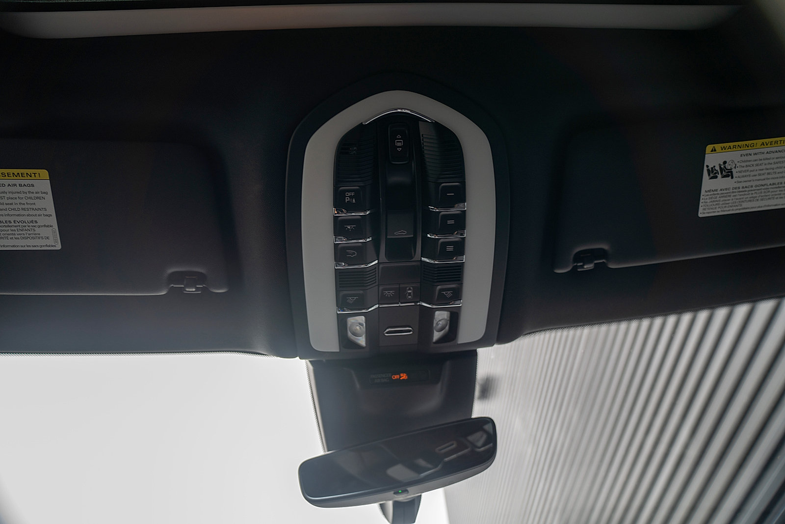 Certified 2026 Porsche Macan T AWD/4WD image 11