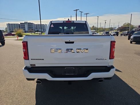 New 2026 RAM 1500 Big Horn AWD/4WD image 6