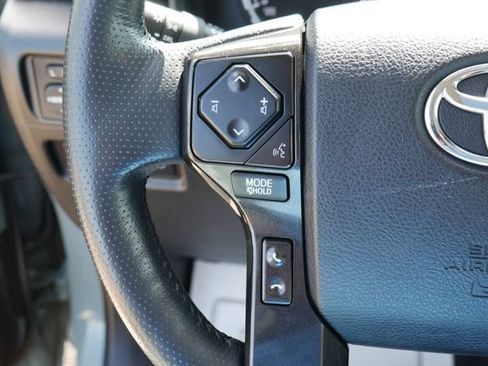 Used 2023 Toyota 4Runner TRD Off-Road Premium w/ Off Road Premium Plus Package AWD/4WD image 18