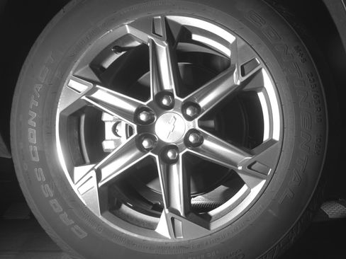 Used 2025 Chevrolet Blazer LT FWD image 15
