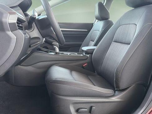 Certified 2023 Nissan Altima 2.5 SV FWD image 17
